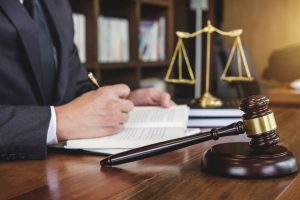 Important Things to Consider When Hiring a Personal Injury Lawyer